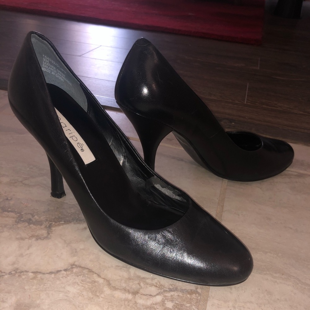 Black Leather Pumps